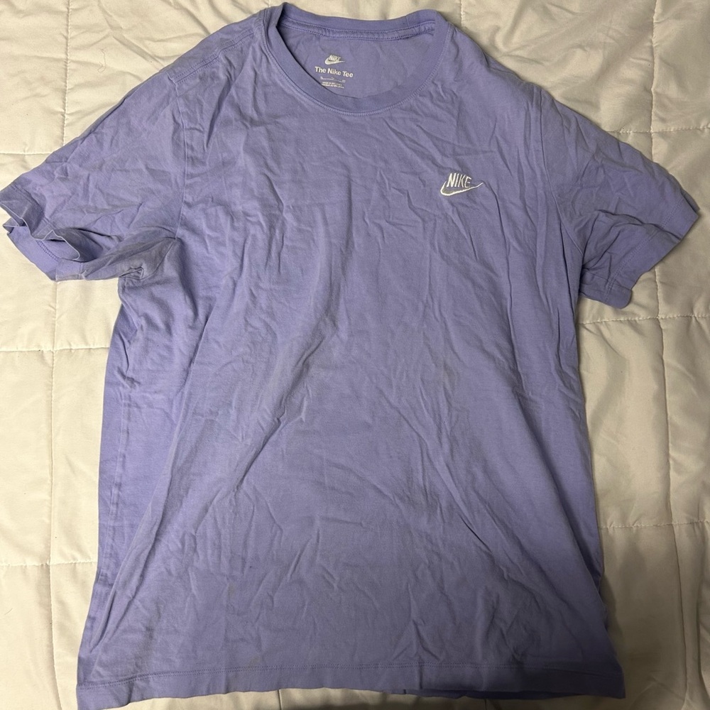 Nike Men's Lavender Short Sleeve Tee